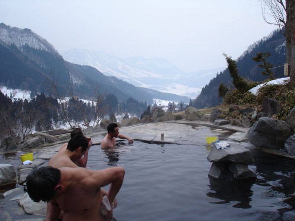 Outdoor Onsen not far from Nozawa best to drive or take a tour