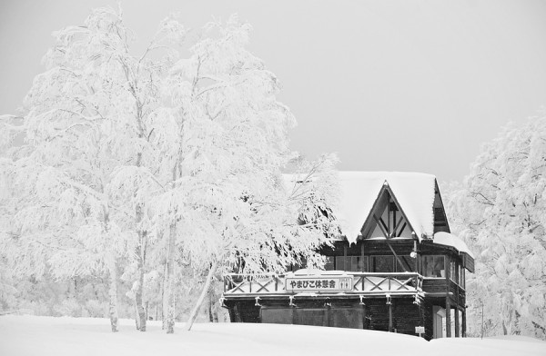 Snowy hut in the Yamabiko area.