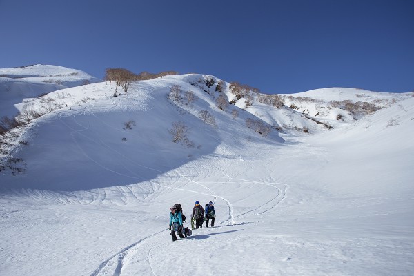 Nozawa Onsen Snow Report 29 March 2016: Sun is shining